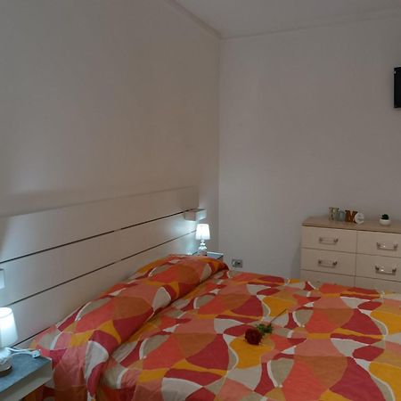Ale'S House Apartment มอนเซร์ราโต ภายนอก รูปภาพ