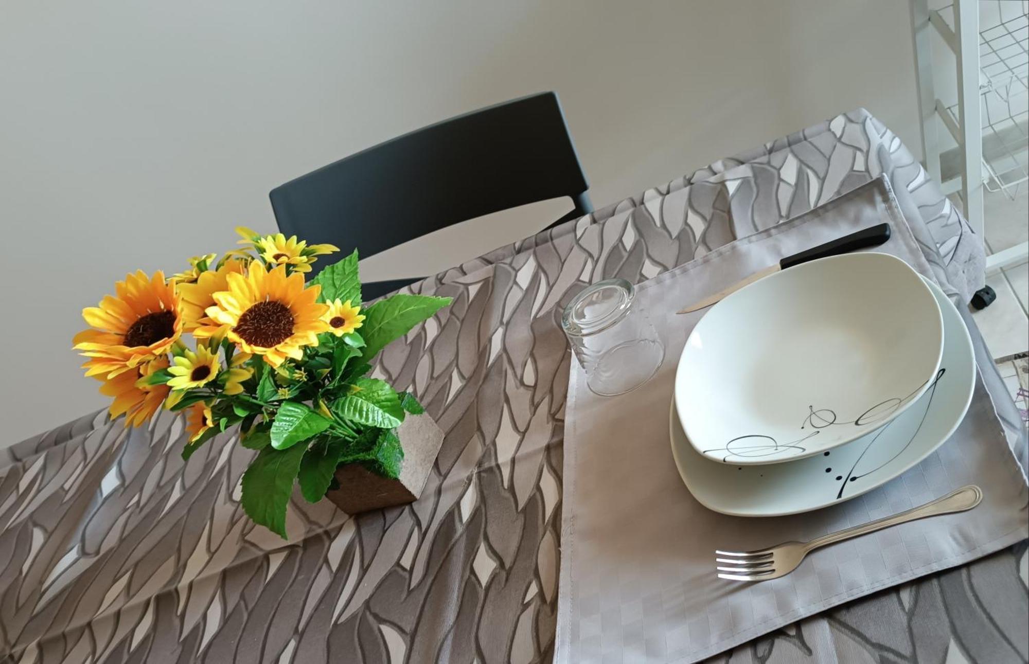 Ale'S House Apartment มอนเซร์ราโต ภายนอก รูปภาพ